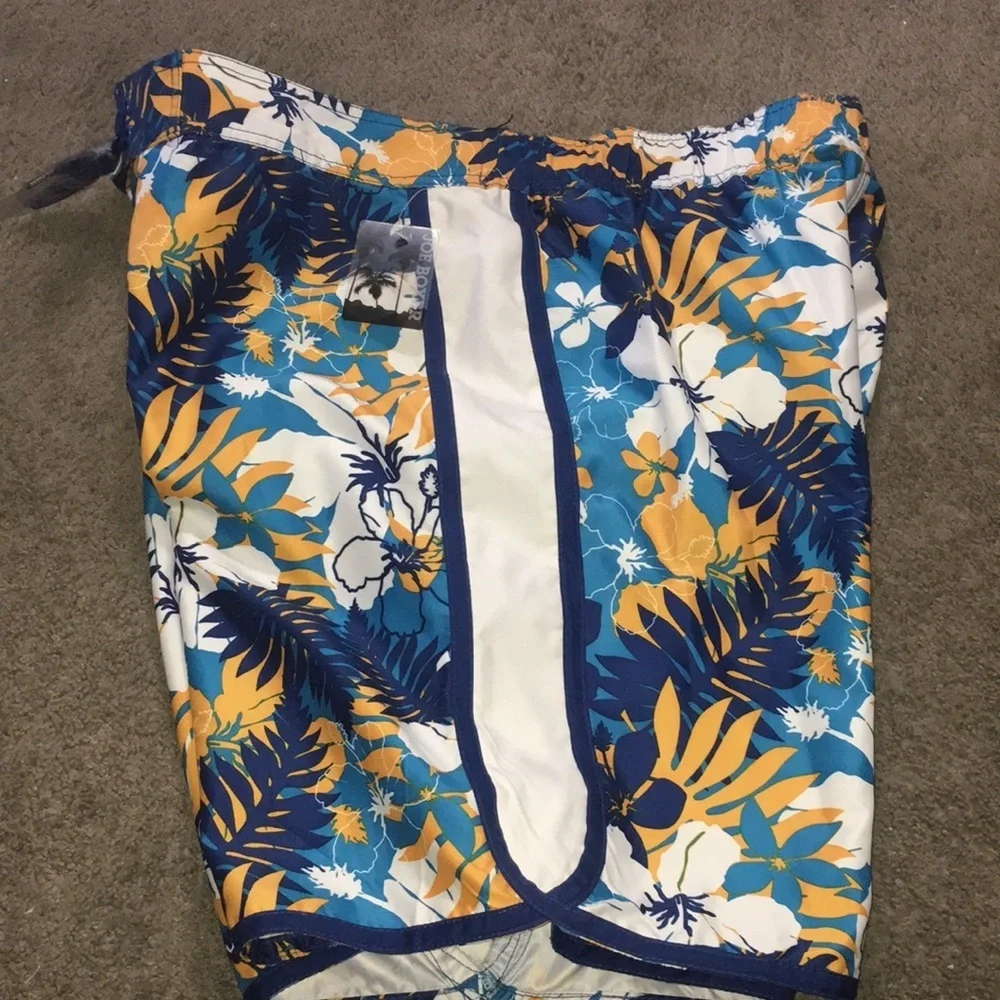 NWT Joe Boxer Hibiscus Swim Trunks
